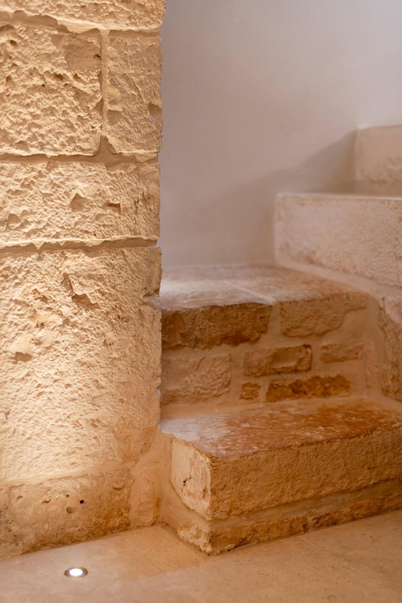 Naiira Luxury Trullo - Jacuzzi And Patio Apartment Alberobello Luaran gambar