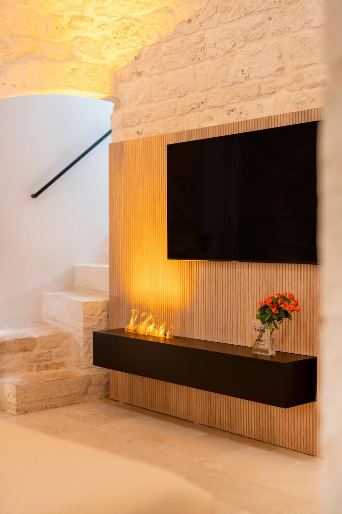 Naiira Luxury Trullo - Jacuzzi And Patio Apartment Alberobello Luaran gambar