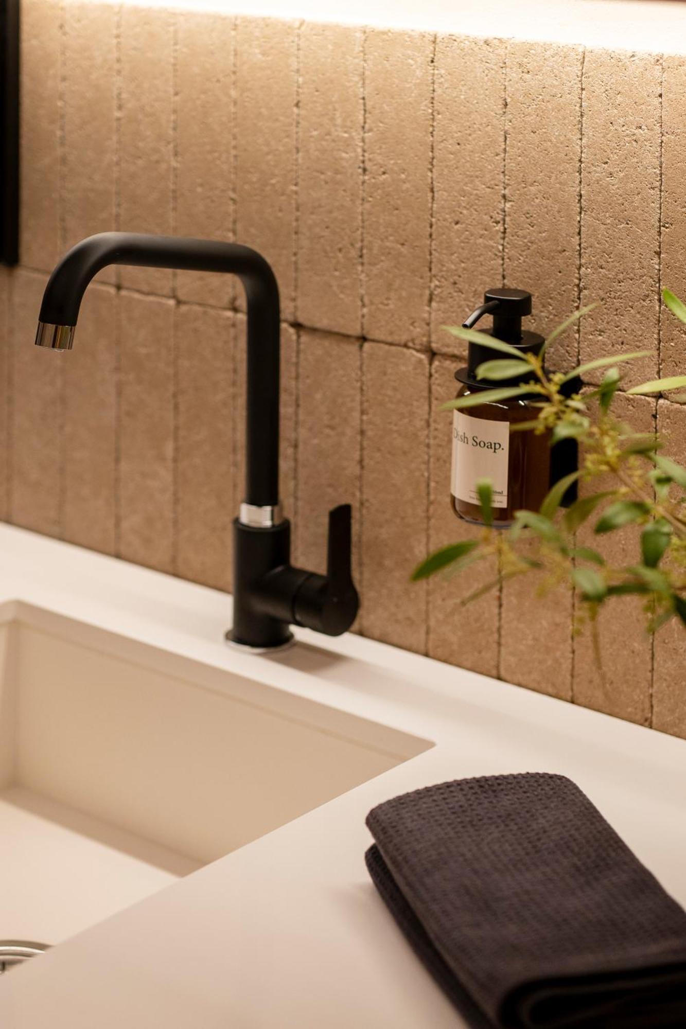 Naiira Luxury Trullo - Jacuzzi And Patio Apartment Alberobello Luaran gambar